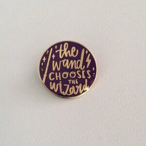 🍀$10/3+…the wand CHOOSES THE wizard Pin (Harry Potter)